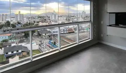 Apartamento com 1 suíte e 1 dormitório no bairro São Judas em Itajaí