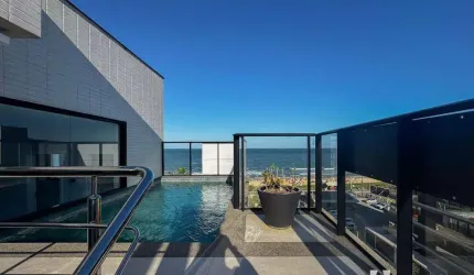 Cobertura vista mar com 3 suítes na Praia Brava em Itajaí