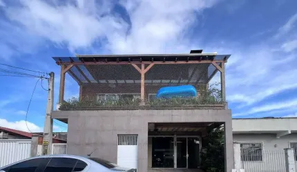 Casa e 3 kitnets no bairro Cidade Nova em Itajaí