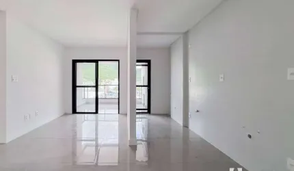 Apartamento com 1 suíte e 1 dormitório no bairro Fazenda em Itajaí