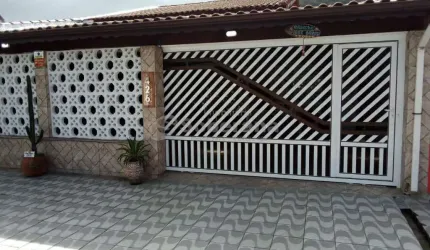 Casa com 5 quartos à venda no Itaóca, Mongaguá , 135 m2 por R$ 600.000