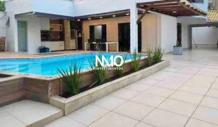 Casa com piscina de 3 quartos na Praia Brava