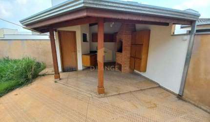 Casa térrea à venda no Condomínio Terras do Fontanário em Paulínia