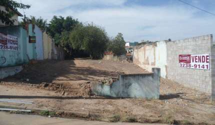 Terreno à venda em Campinas, Vila Marieta, com 684.9 m²