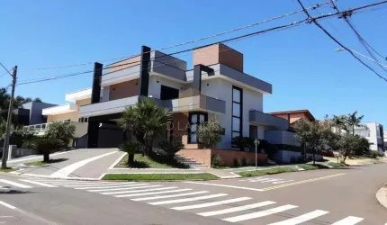 Casa à venda no Condomínio Terras do Cancioneiro em Paulínia
