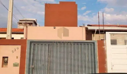 Casa à venda no bairro Parque Jambeiro em Campinas