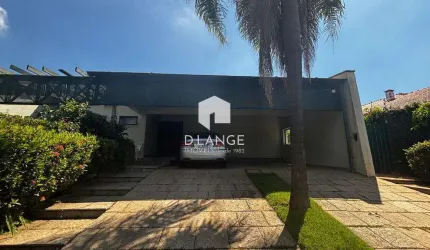 Casa à venda no Parque Taquaral em Campinas em frente a Lagoa