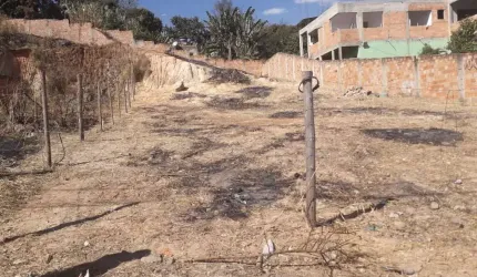 Terreno à venda no Jardim das Alterosas - 2ª Seção, Betim  por R$ 290.000