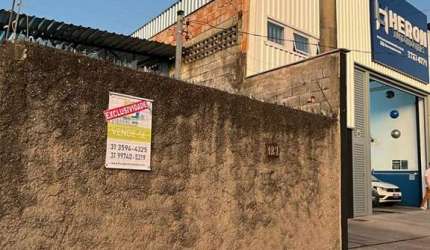 ÁREA COMERCIAL EM BETIM