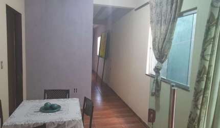 EXCELENTE CASA NO IMBIRUÇU BETIM
