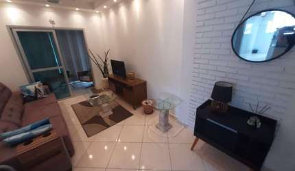 Apartamento com 58 mts2 - A 300 mts do Mar / Guarujá