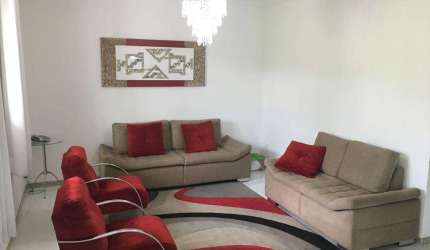 CASA NO INGÁ COM 05 QUARTOS