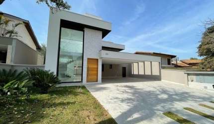 Excelente casa Alphaville 1