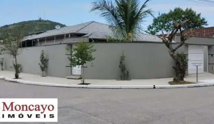 Casa de alto padrão - acabamento fino - Aceita financiamento