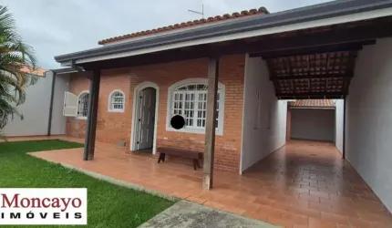 Excelente casa à venda em Caraguatatuba, Centro.