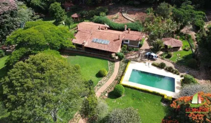 Sítio de Alto Padrão aos pés da Serra da Piedade - 13.540 m² -  à venda, por R$ 1.900.000 - Condomínio Quintas da Serra - Caeté/MG