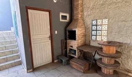 Terreno 300 mts² Com Casa 04 Quartos Sendo uma Suíte, Meia Praia Navegantes
