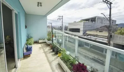 2 Casas impecáveis no mesmo terreno, comodos grandes