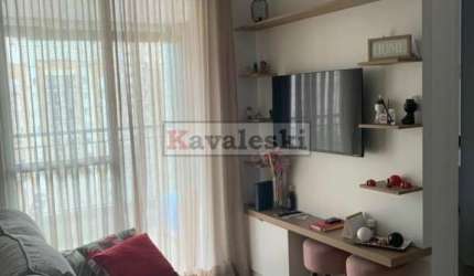 Apartamento com 2 Quartos e 2 banheiros à Venda, 59 m²