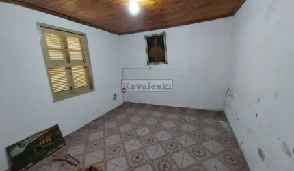 VENDO TERRENO COM  CASA ANTIGA 200 M²