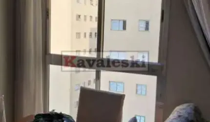 APARTAMENTO PRÓXIMO A TODO O COMÉRCIO DA VILA DAS MERCÊS .