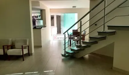 VENDO SOBRADO NA BOSQUE DA SAUDE 302 M²
