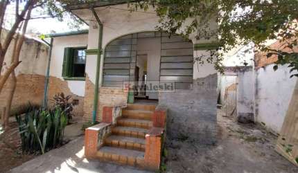 VENDO CASA SEMI ACABADA  PRÓXIMO AO METRO 180M²