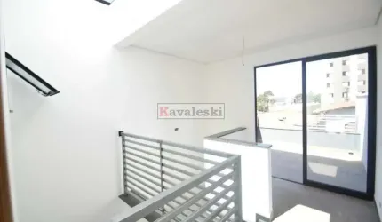 >   SOBRADO NOVO AO LADO DO METRÔ SAÚDE ) > 3 SUÍTES .