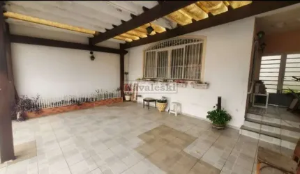 Sobrado na região da Saúde