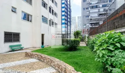 **Imóvel a venda no Condomínio Edifício Heloísa, no bairro da Saúde (Zona Sul de São Paulo).
