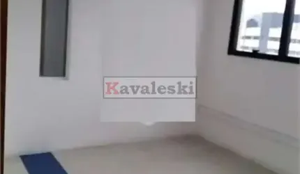 CONJUNTO COMERCIAL -SAÚDE 300M