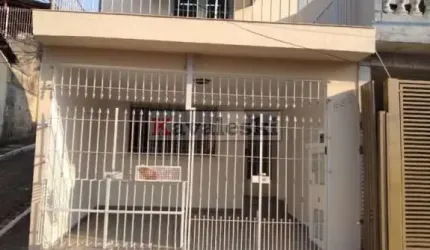 Sobrado de 2 dormitórios com 2 Vagas! Na Vila Santo Estéfano! Entrar e morar!