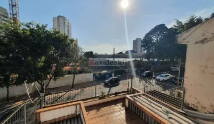Sobrado com 4 Quartos e 5 banheiros à Venda, 194 m²