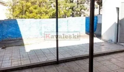 Ótimo terreno para construção de sobrados novos.