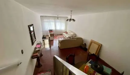 Sobrado de 3 andares para venda com dois dormitórios e 3 vagas de garagem - Ipiranga
