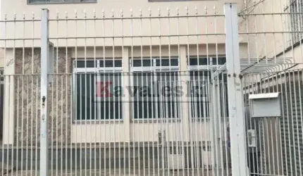>   SOBRADO MIOLO DO JARDIM DA SAÚDE COM 4 DORMITÓRIOS .
