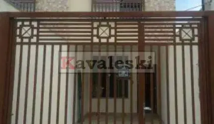 Sobrado com 3 dormitórios cada à venda, 129 m²