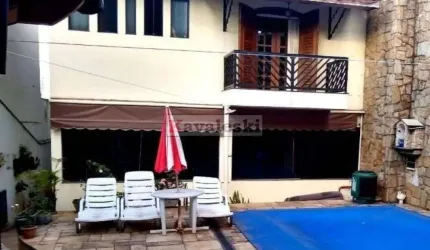 Mansão no Miolo do Ipiranga !!