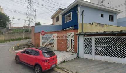 ** Sobrado a venda próximo a estação de metrô Sacomã