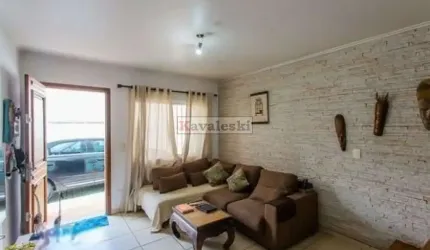 SOBRADO DE VILA FECHADA - 2 DORM, 2 VAGAS / IMPERDÍVEL