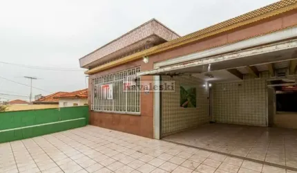 >> CASA TÉRREA EM ÓTIMA LOCALIZAÇÃO COM 350 M²  PRÓXIMO A TODO O COMÉRCIO DA REGIÃO .