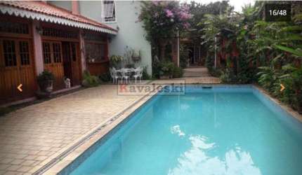 Sobrado altompadrão 3 dormitórios 2 suites 8 wcs 8 vagas de garagem - Aréa Gourmet com piscina