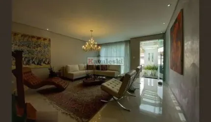 BELÍSSIMO SOBRADO / COM 300 M² / VILA MARIANA.