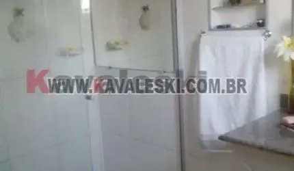 Sobrado maravilhoso no Jardim Santa Cruz ! Proprietária estuda ofertas .