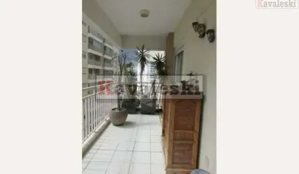 Apartamento Vila Gumercindo 120 m² de área útil -3 vagas -lazer