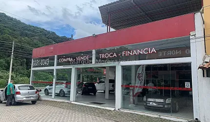 Excelente loja c/ 200m² em ótima localização na Avenida Brasil, Juiz de Fora-MG.