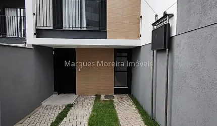 Residência Exclusiva a Passos da UFJF: Charme e Conforto em 3 Suítes'