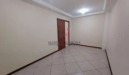 Imponente casa com 3 pavimentos