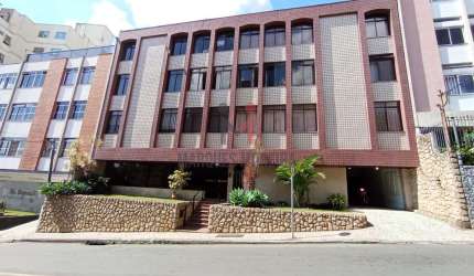 Otimo  apartamento de 3 quartos sendo uma suite no Vale do Ipe