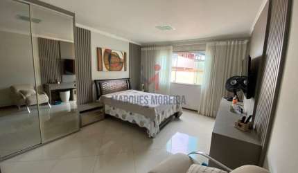 Casa Duplex de 3 Quartos com Suíte em Localização Privilegiada